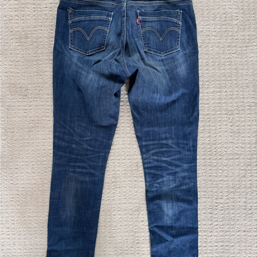 529 Women’s Levi’s Skinny Jeans Size 10 - Picture 2 of 7
